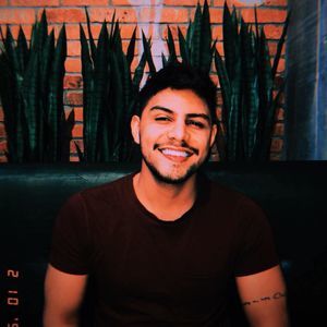 Meet your Posher, Luis